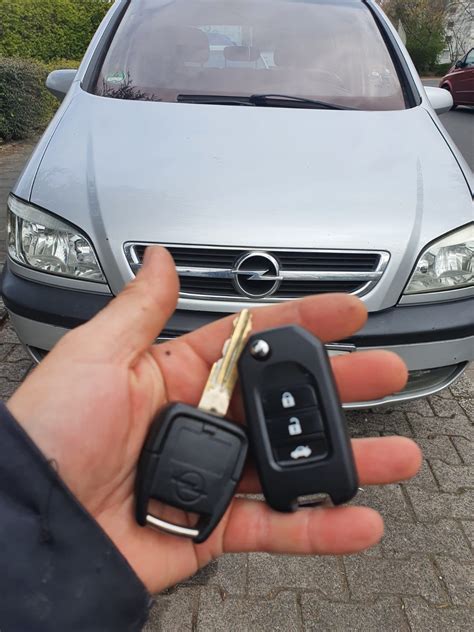 Opel Zafira A - Schlüssel nachmachen für verbesserte Sicherheit